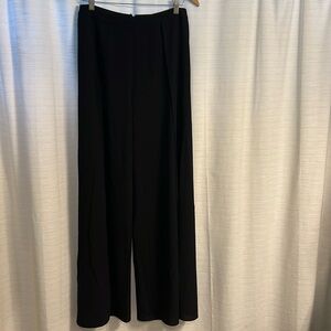 Lulu’s size medium split hem pants - never worn
